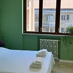 アパート Il Giardino Fiorito バーリ